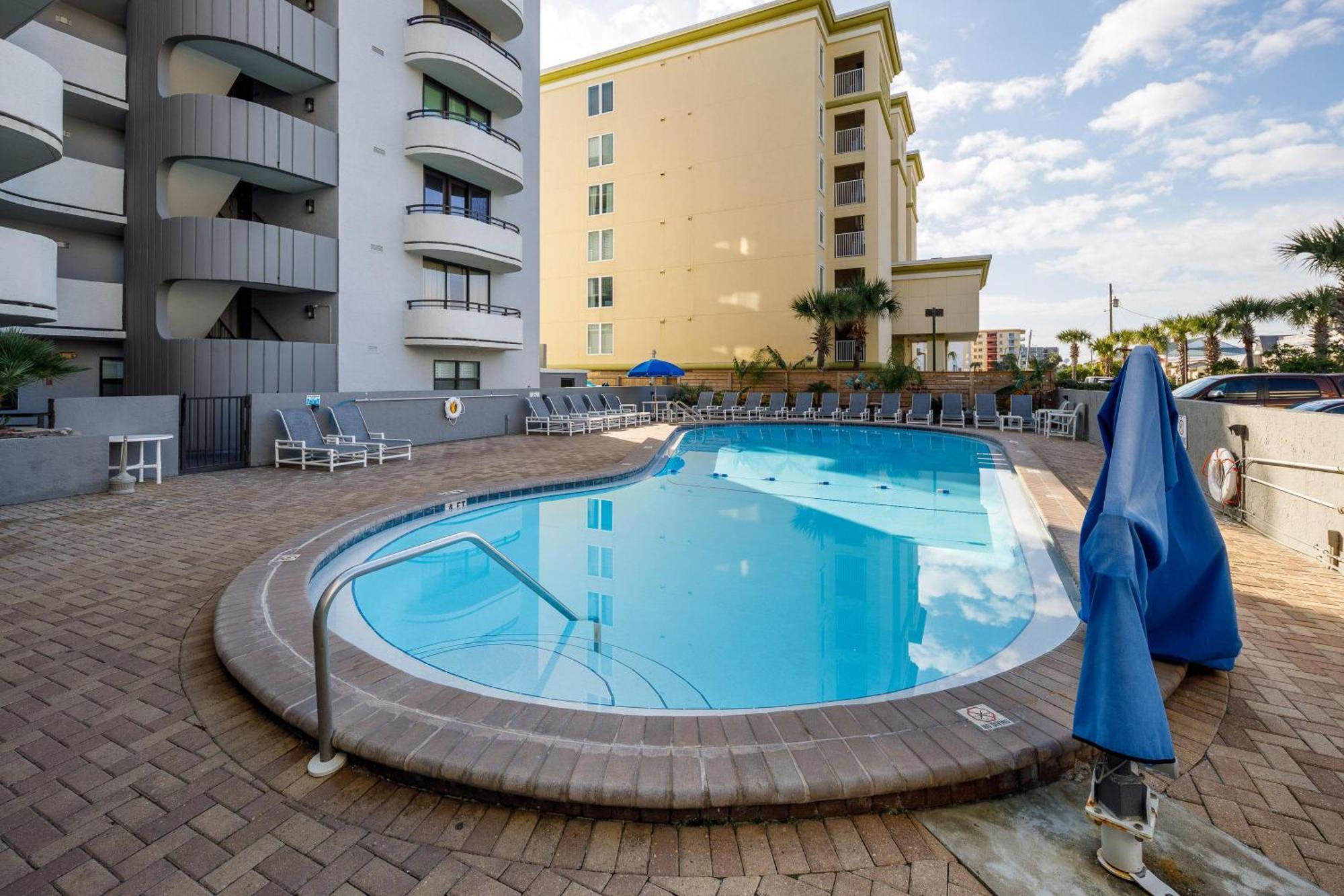 Nautilus 1201 - Gulf Front 2 Bedroom Huge Wrap Around Balcony 2Nd Floor! شاطئ فورت والتون المظهر الخارجي الصورة