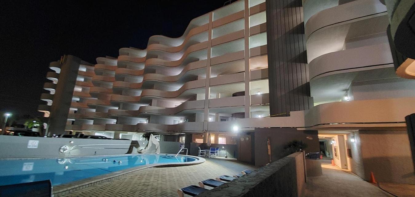 Nautilus 1201 - Gulf Front 2 Bedroom Huge Wrap Around Balcony 2Nd Floor! شاطئ فورت والتون المظهر الخارجي الصورة
